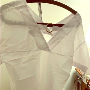 White blouse, very stylish!